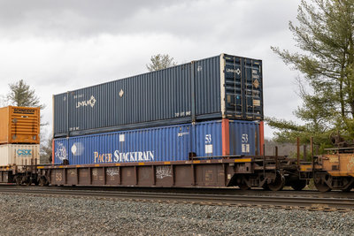 AOK 73217