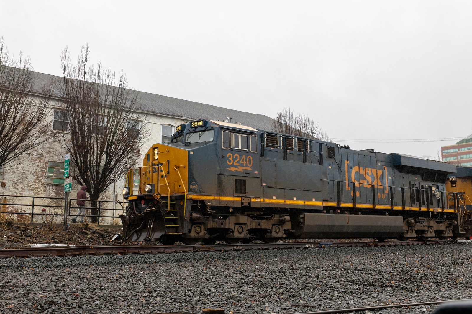 CSXT 3240