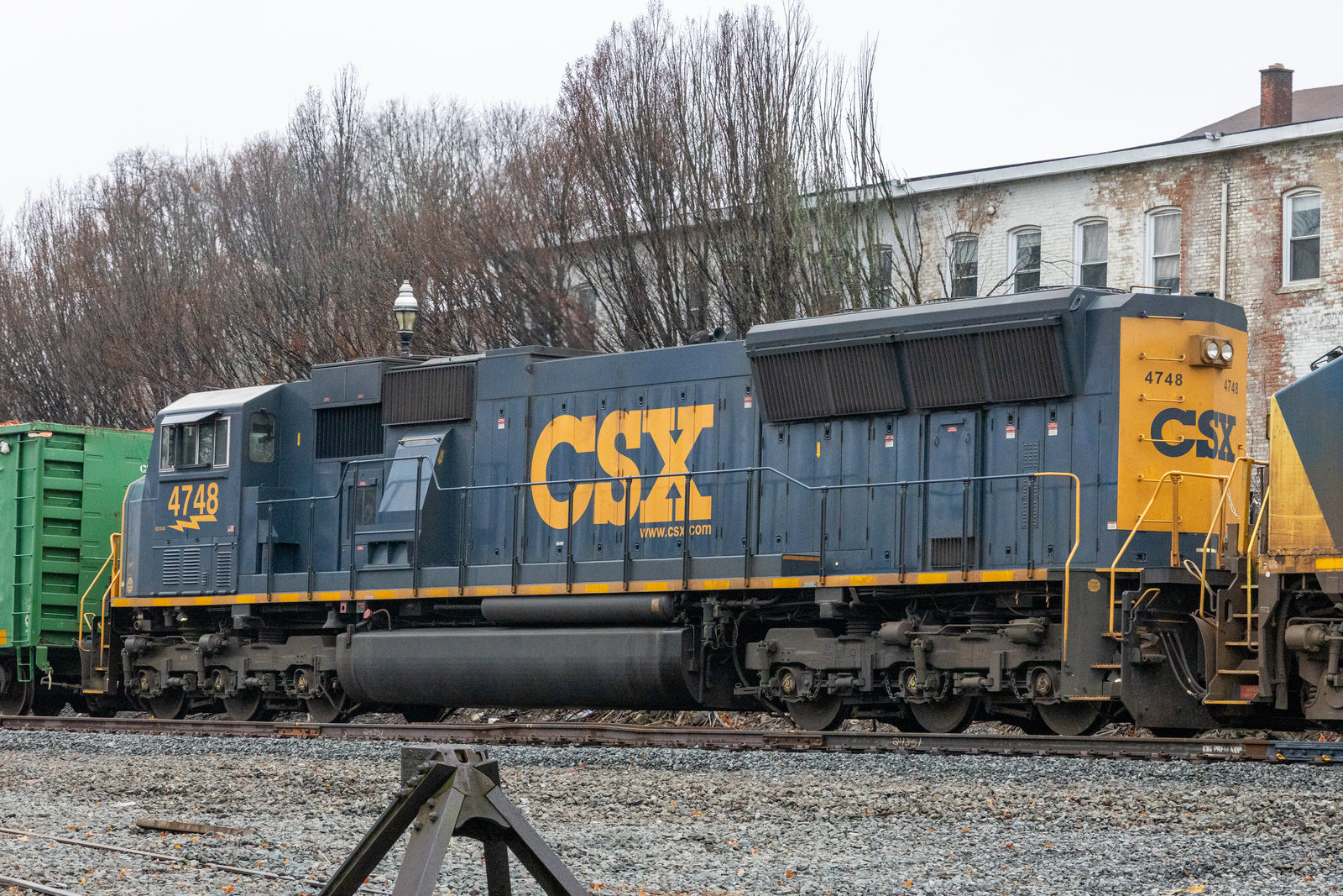 CSXT 4748