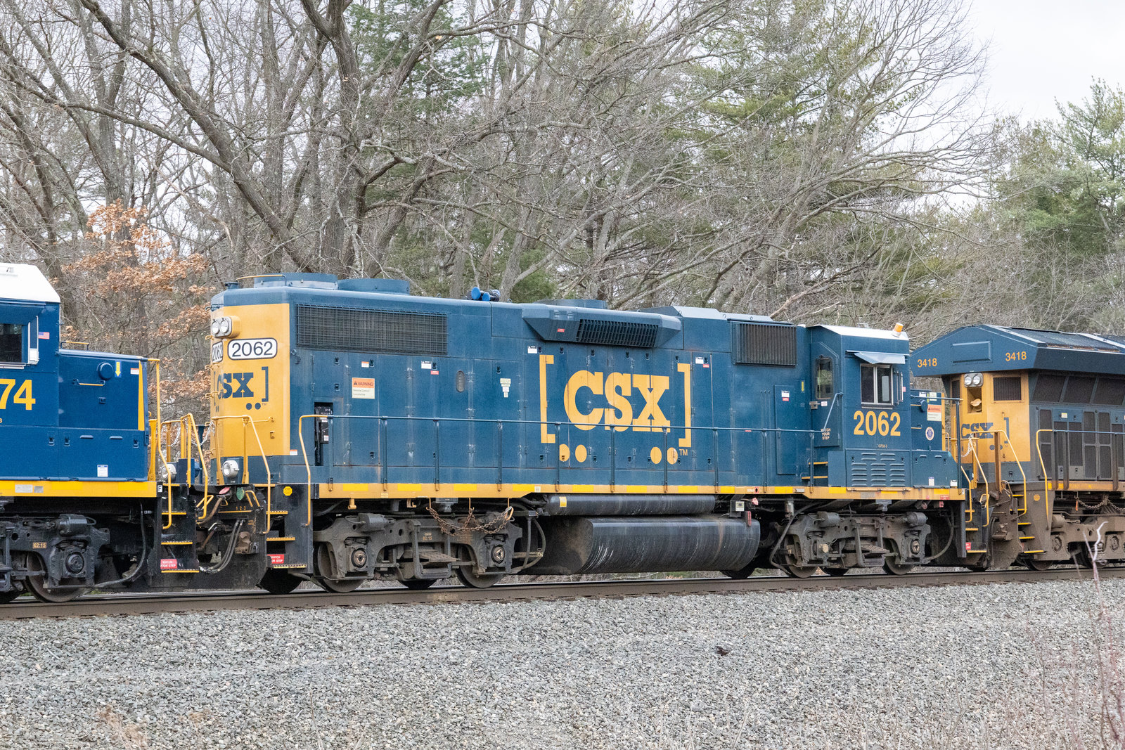 GP38-3