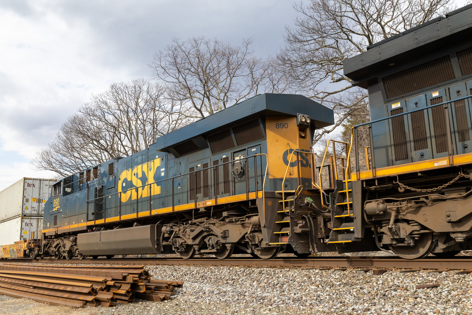 CSXT 890