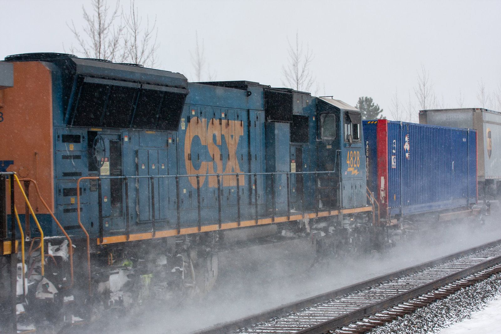 CSXT 4828