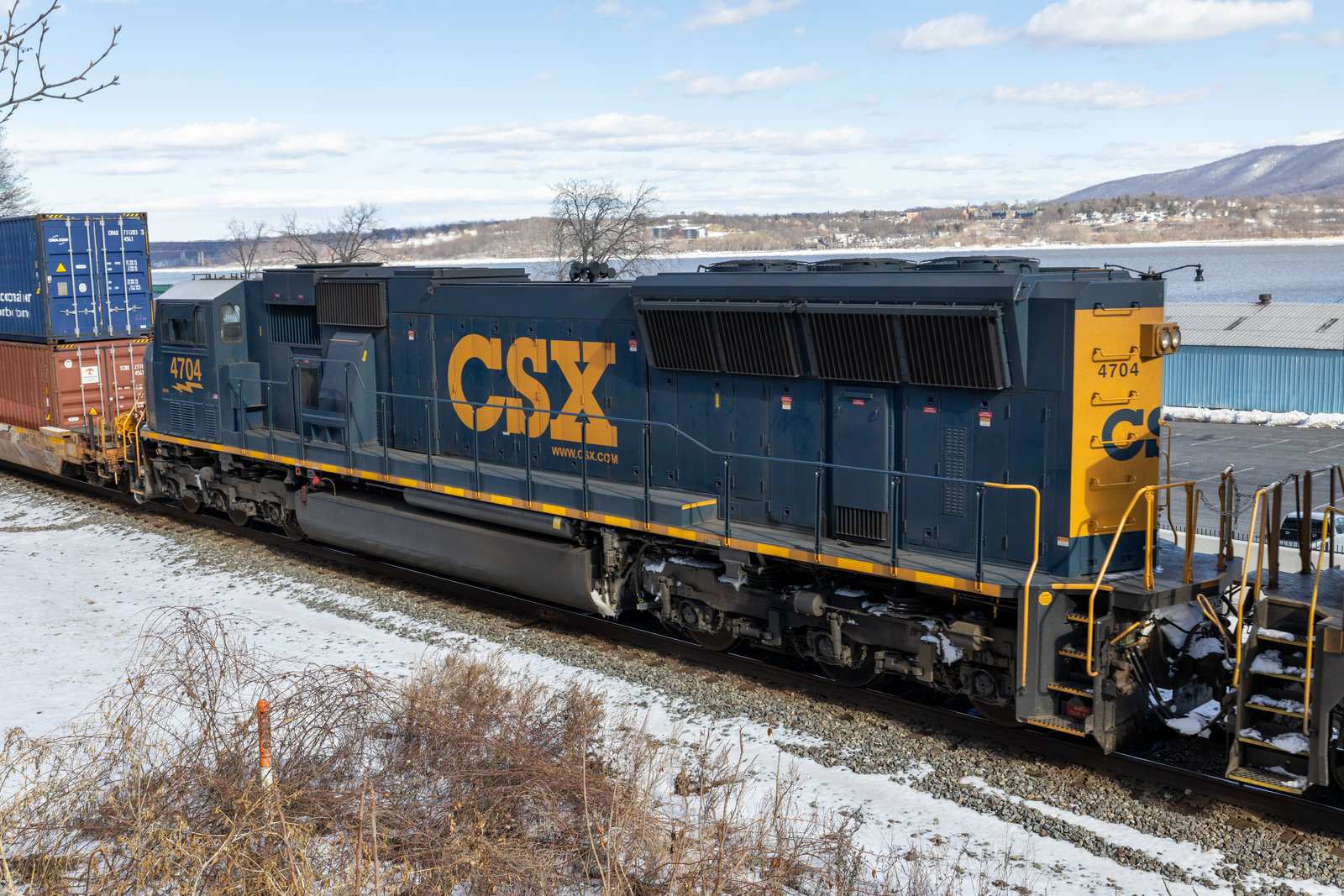 CSXT 4704