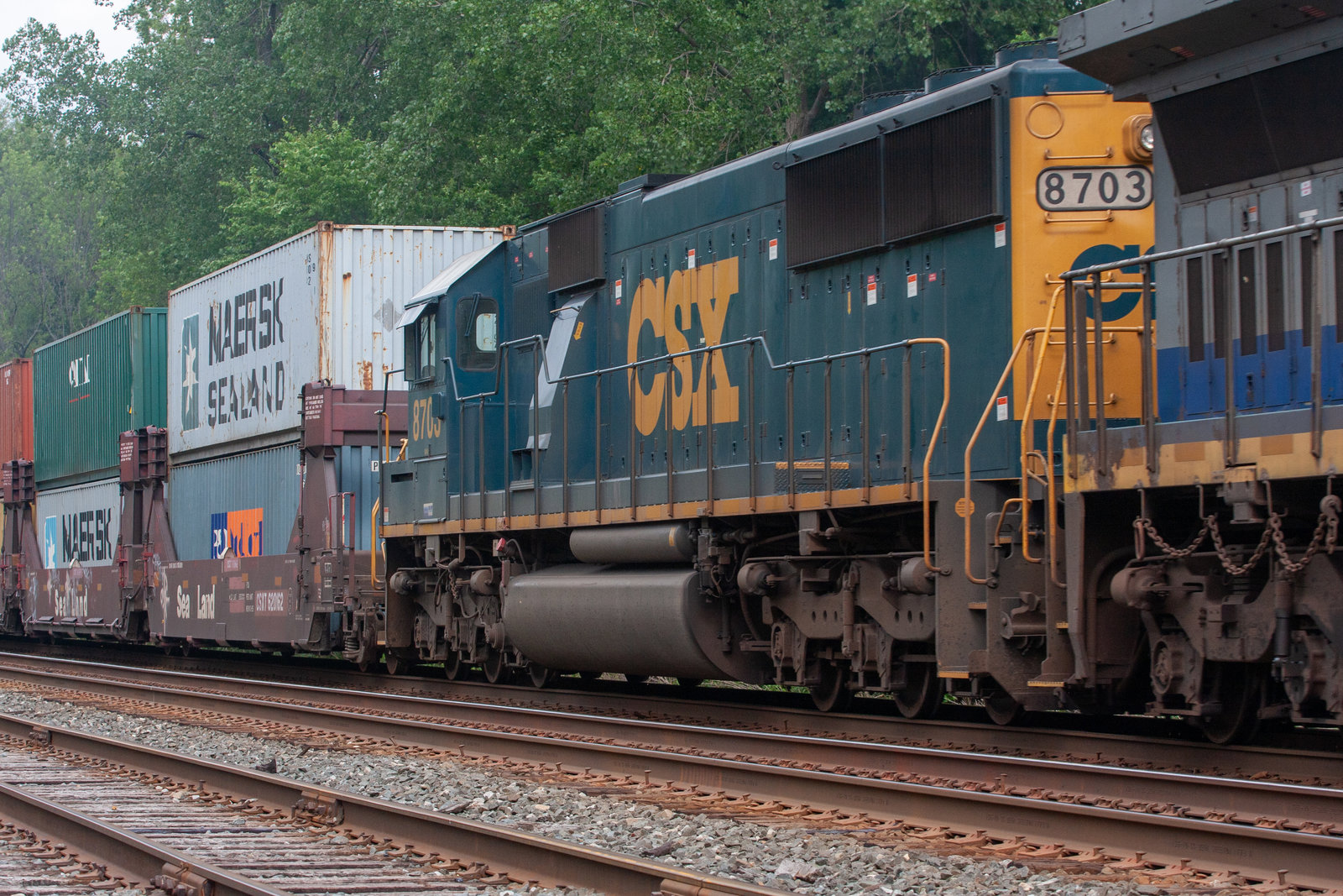 CSXT 8703