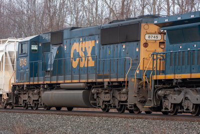 CSXT 8745