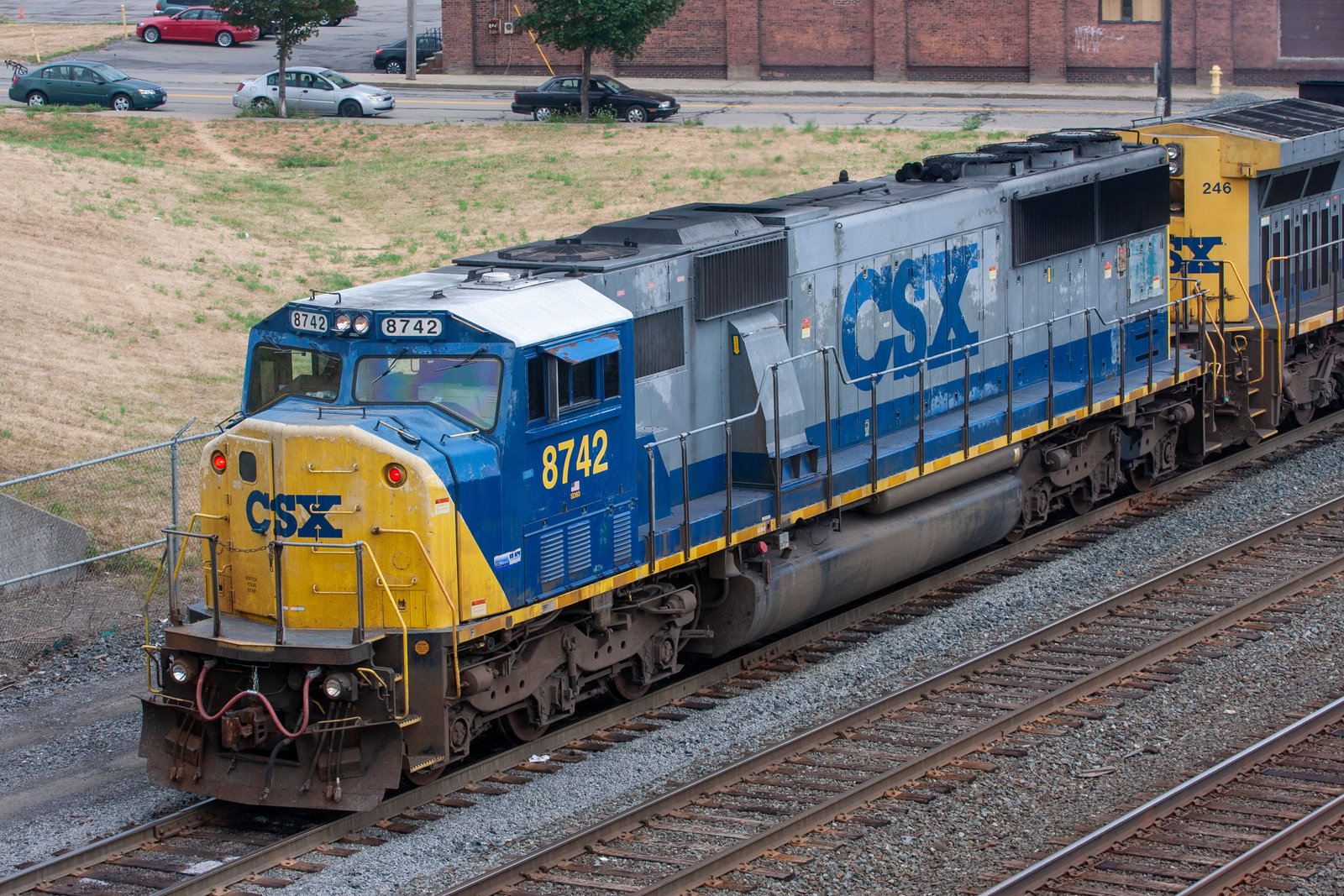 CSXT 8742
