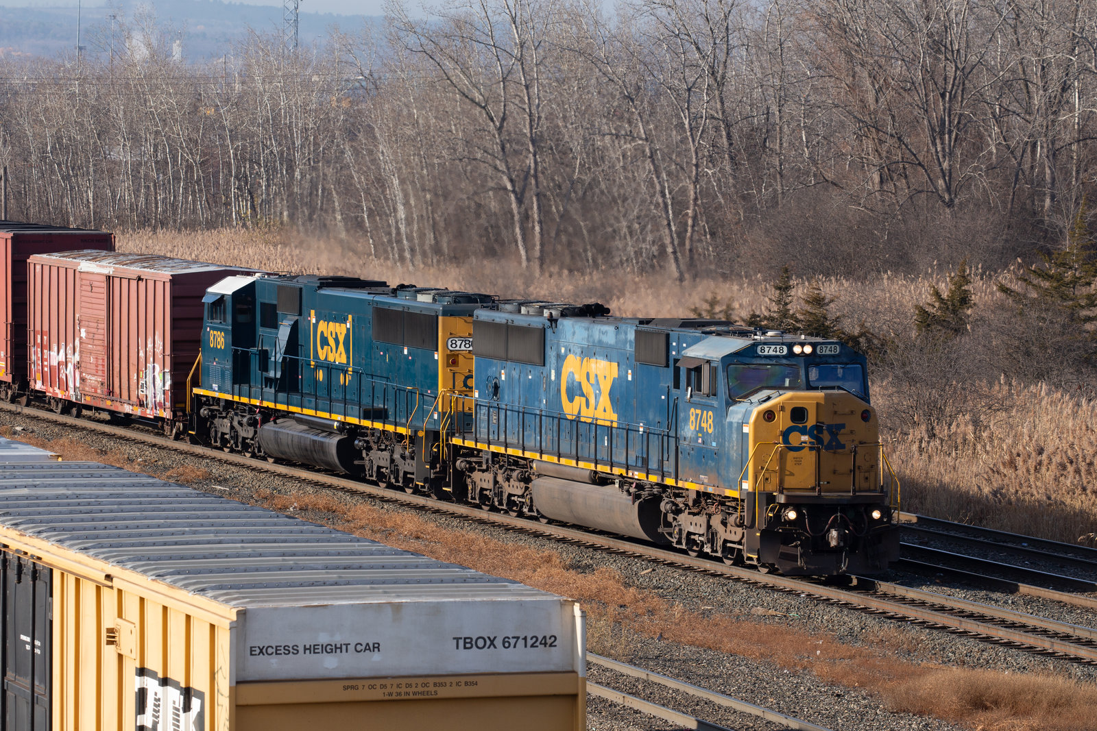 CSXT 8748