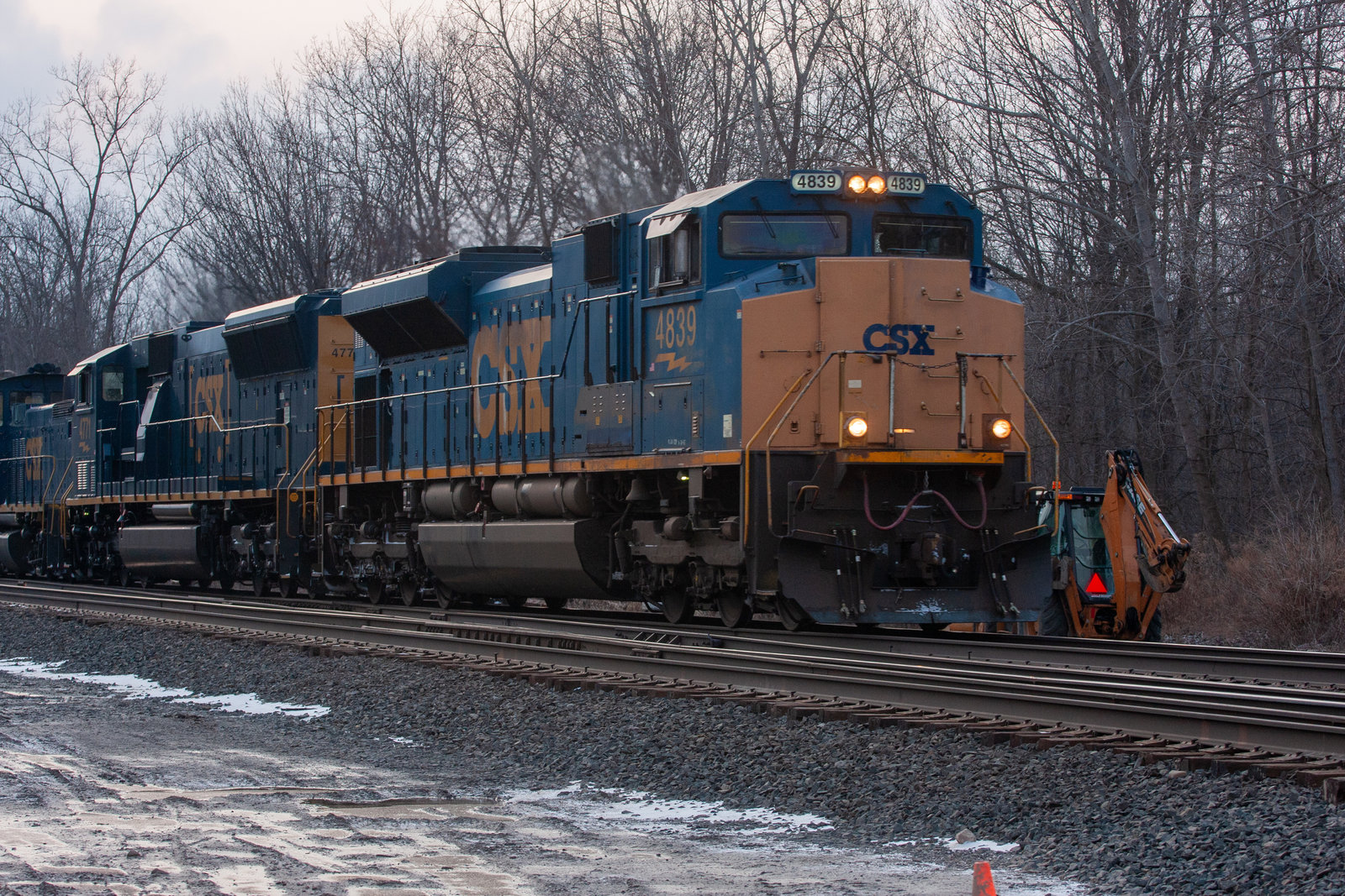 CSXT 4839