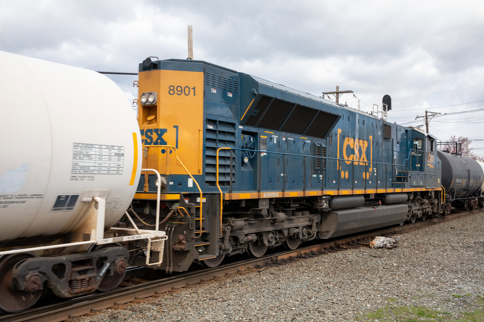 CSXT 8901