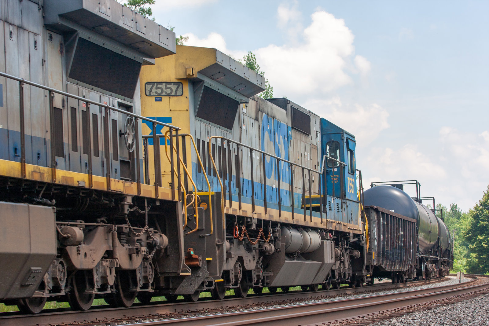 CSXT 7557