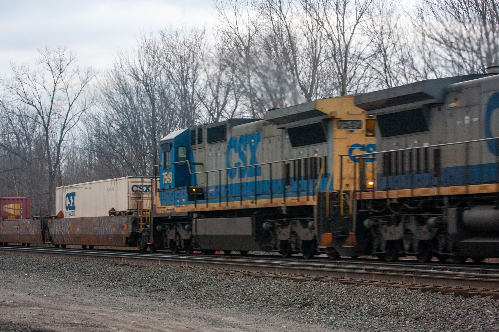 CSXT 7549