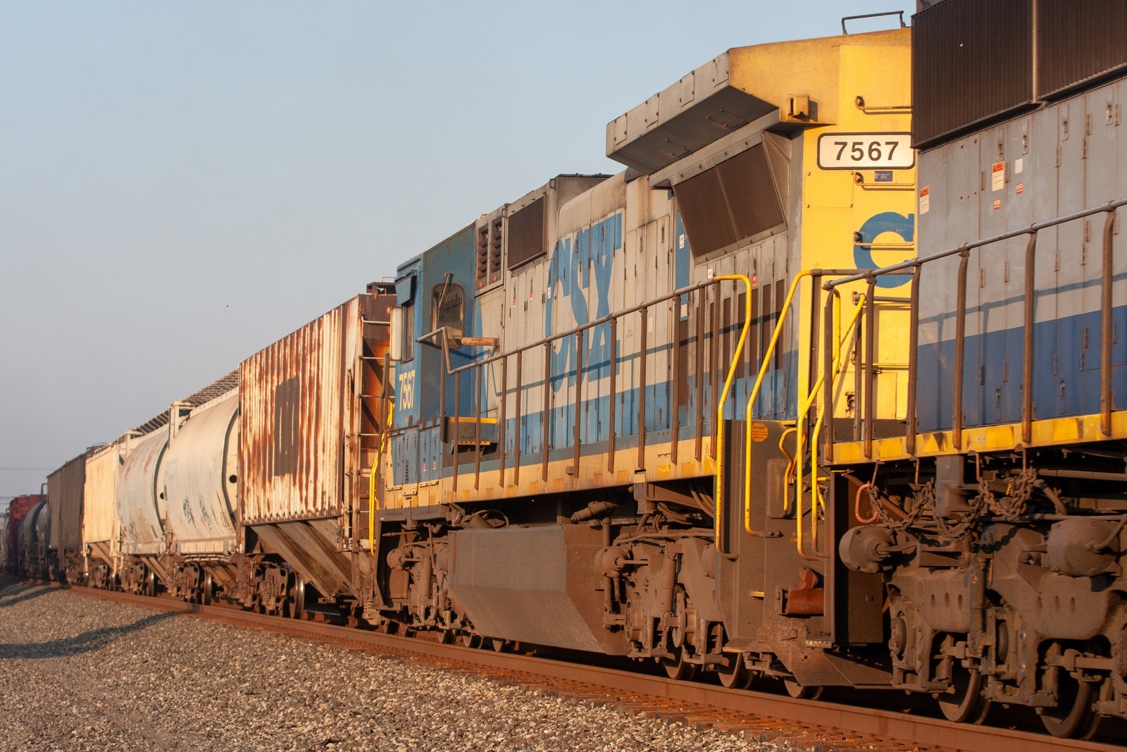 CSXT 7567