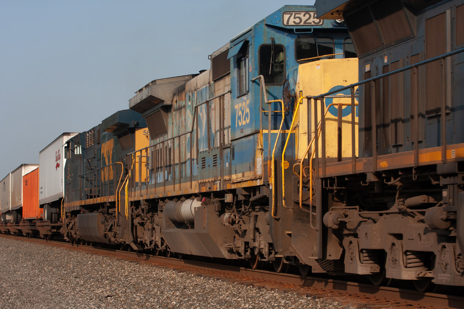 CSXT 7525
