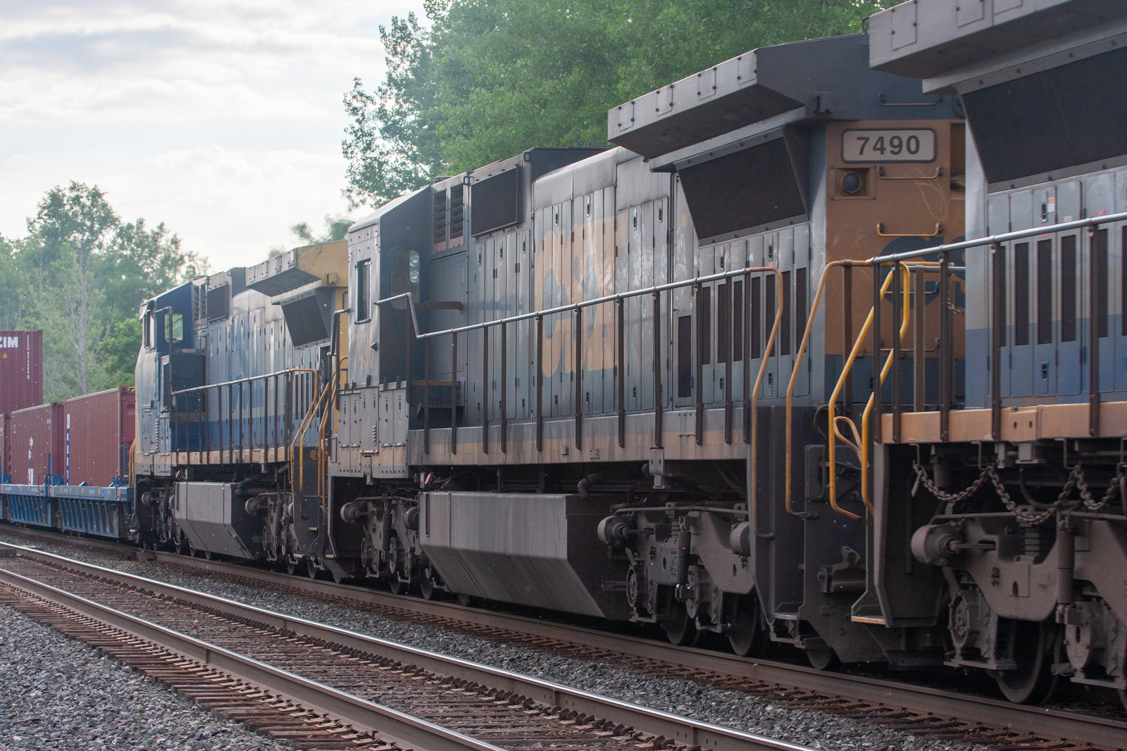 CSXT 7490