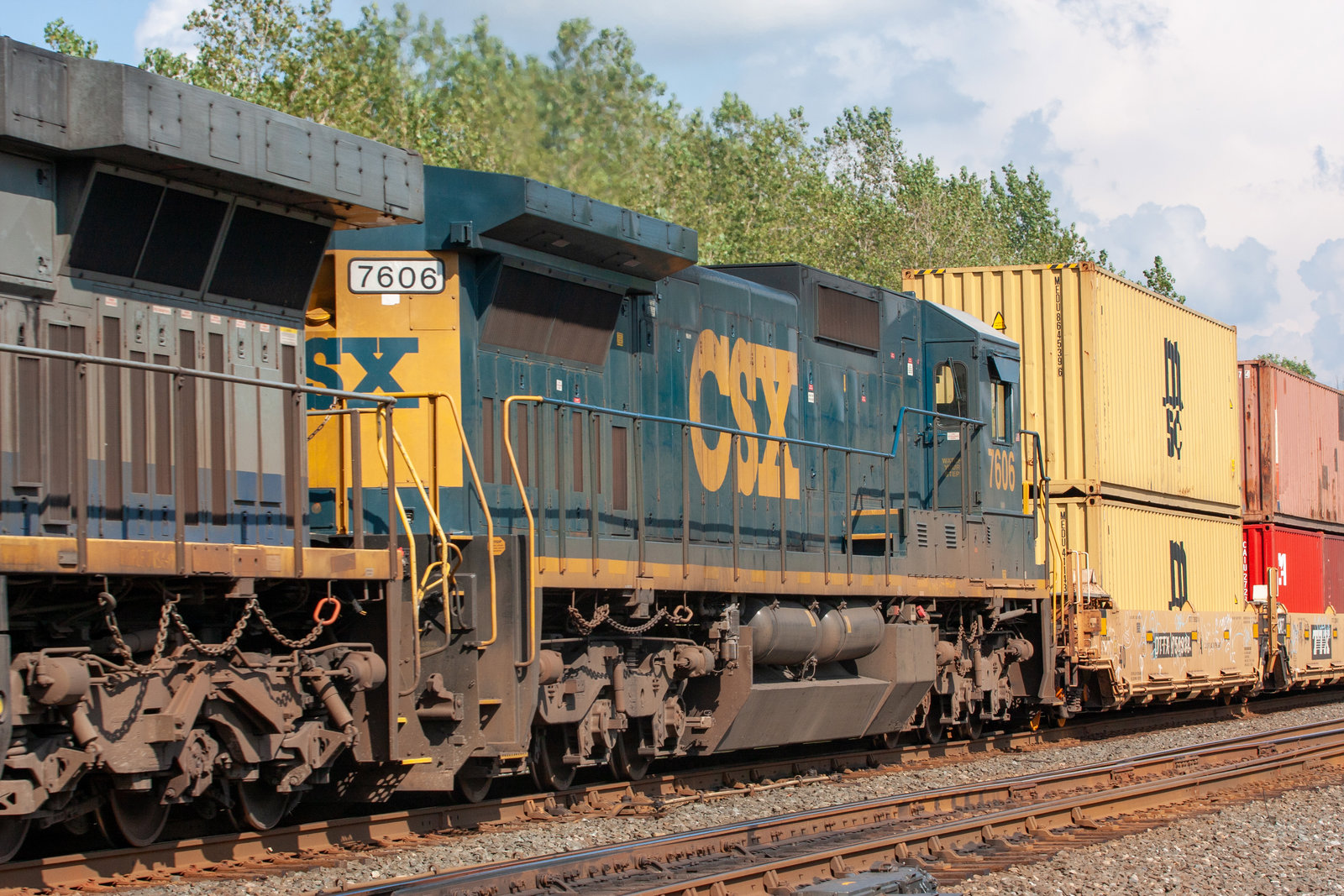 CSXT 7606
