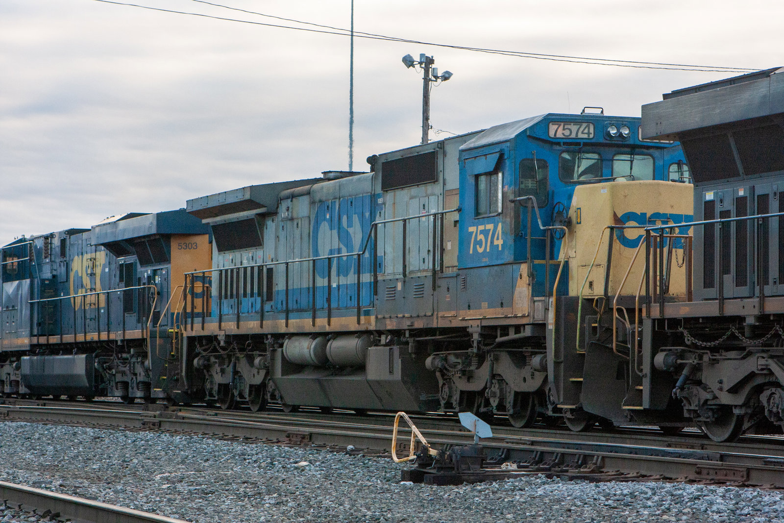 CSXT 7574