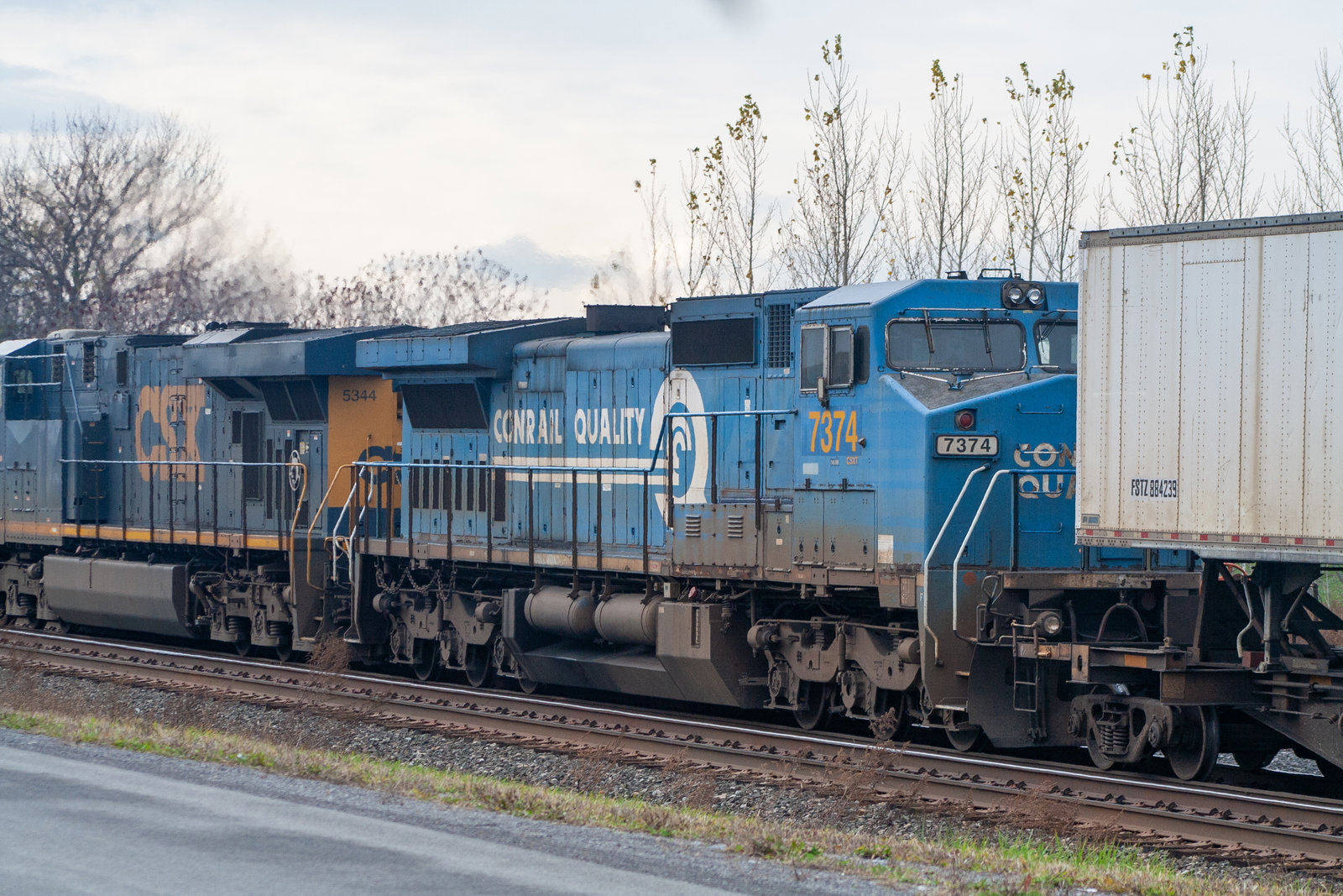 CSXT 7374