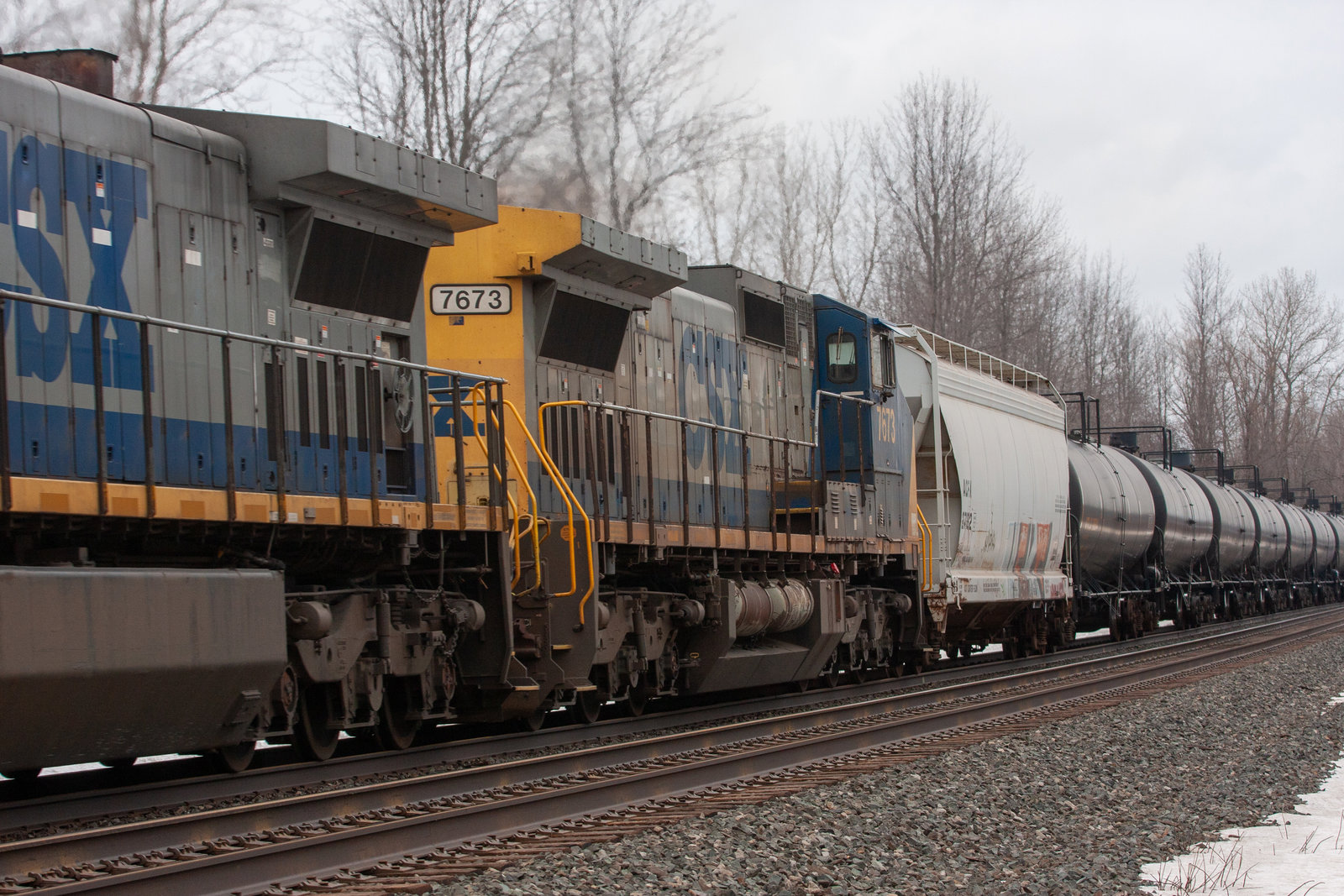 CSXT 7673