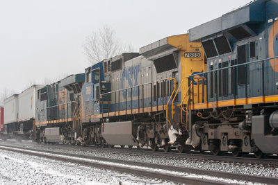 CSXT 7885
