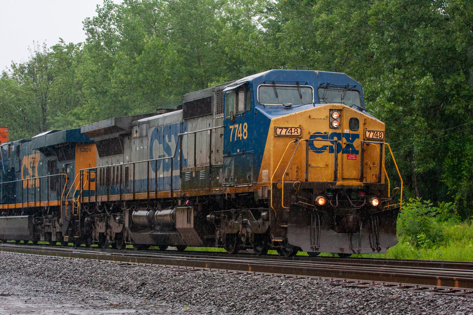 CSXT 7748