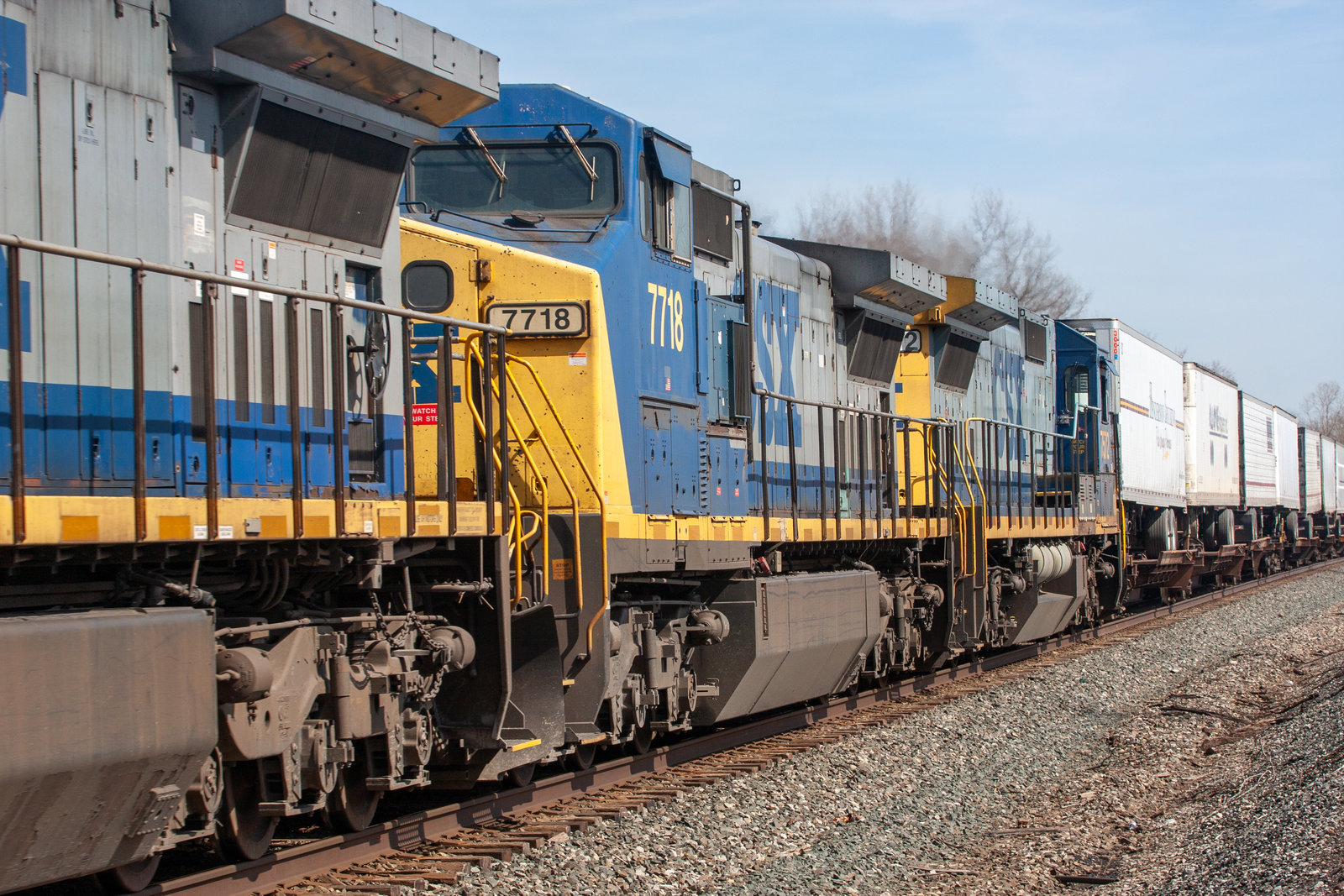 CSXT 7718