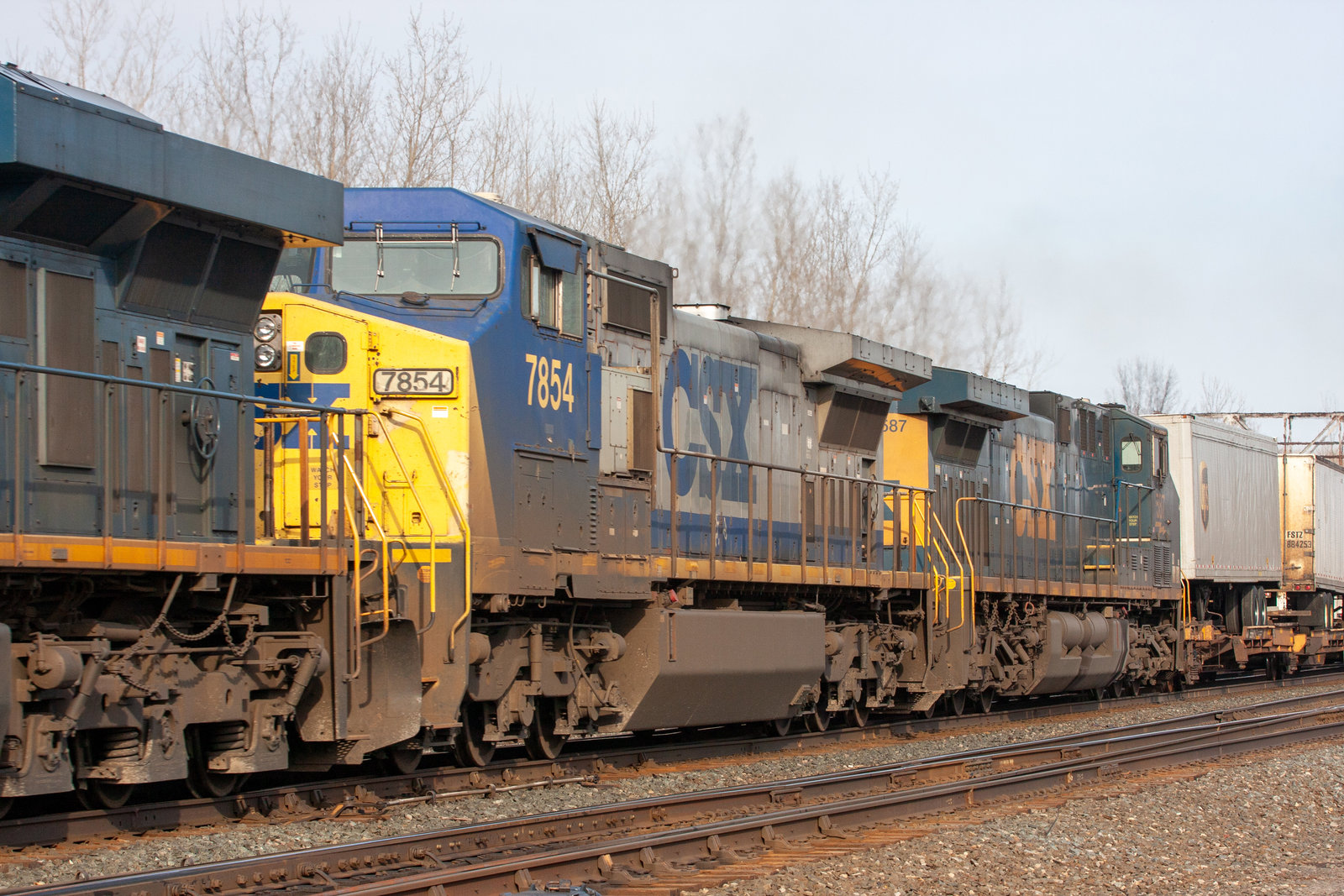 CSXT 7854