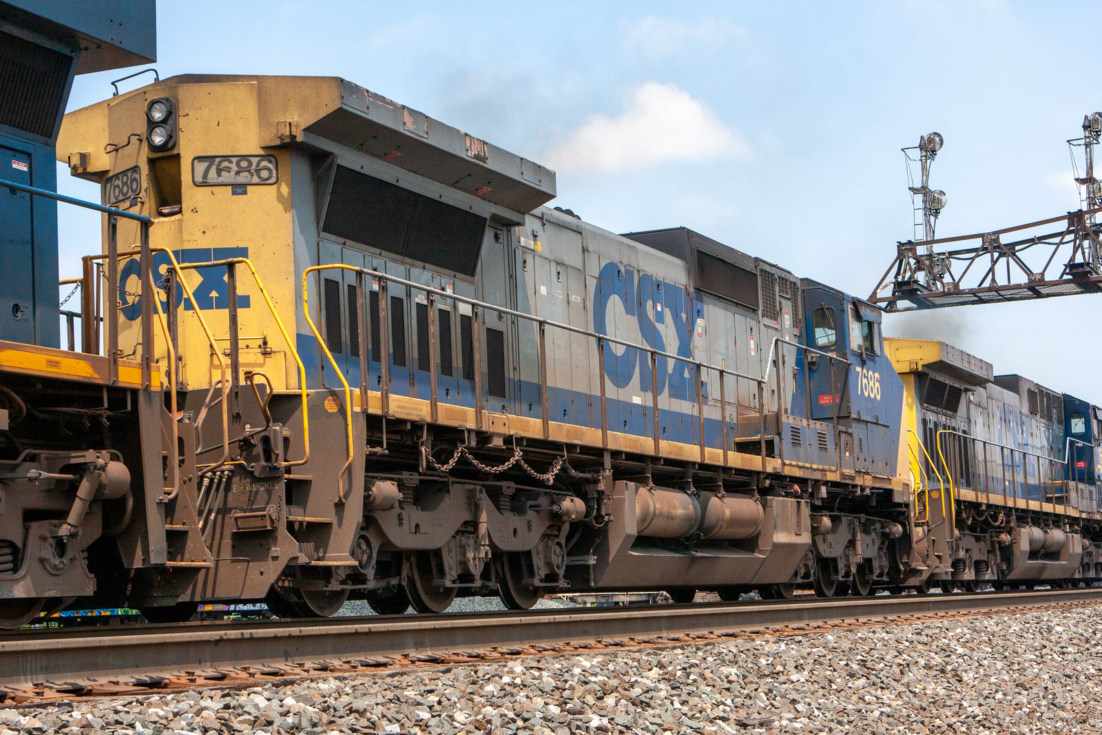 CSXT 7686