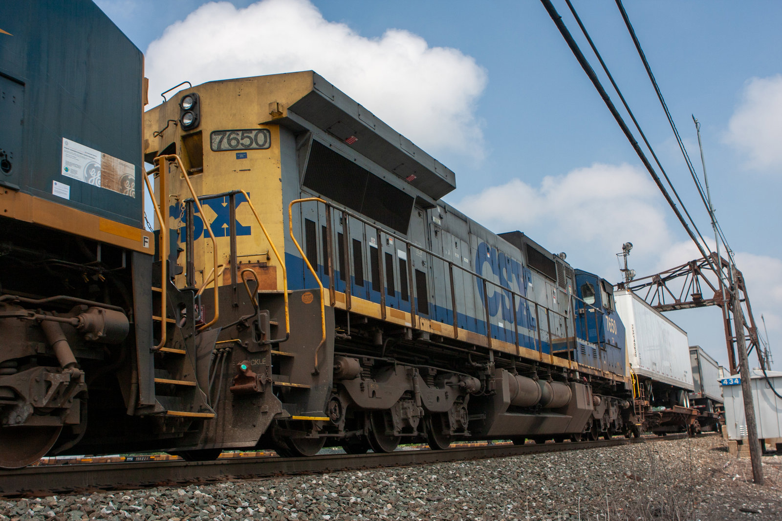 CSXT 7650