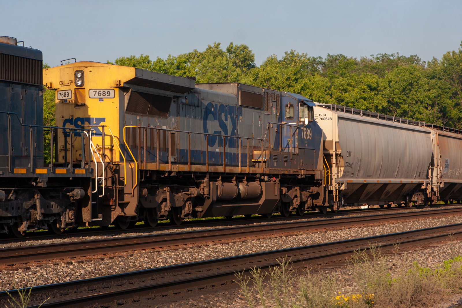CSXT 7689