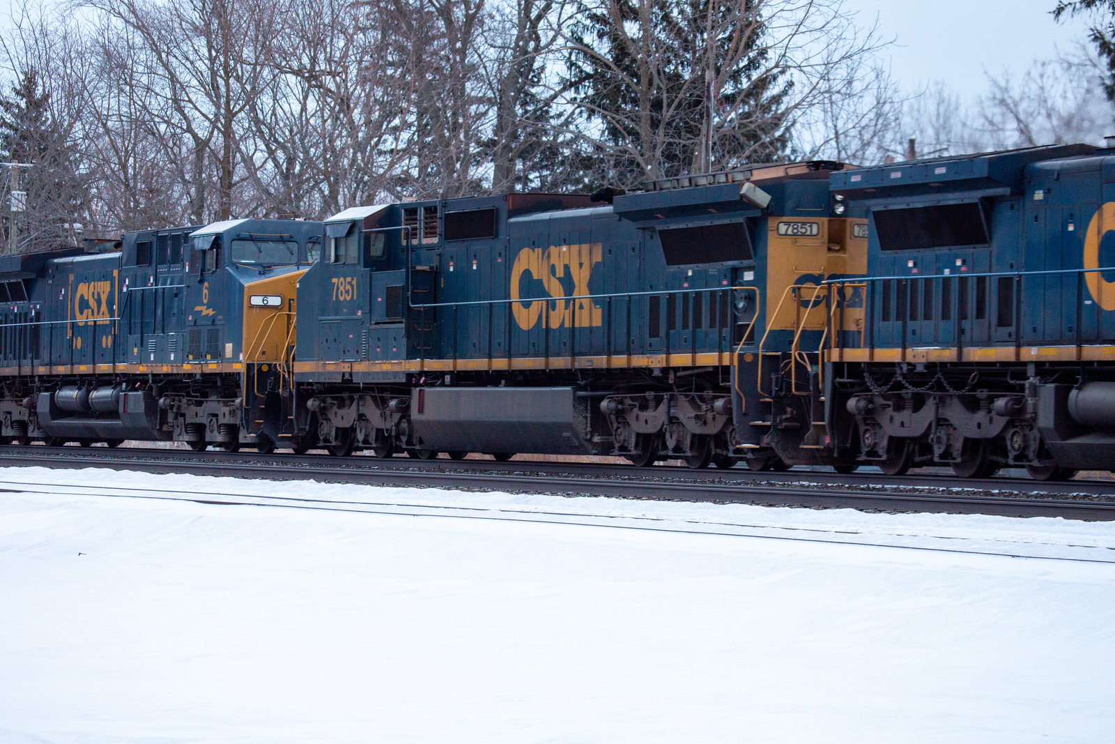 CSXT 7851