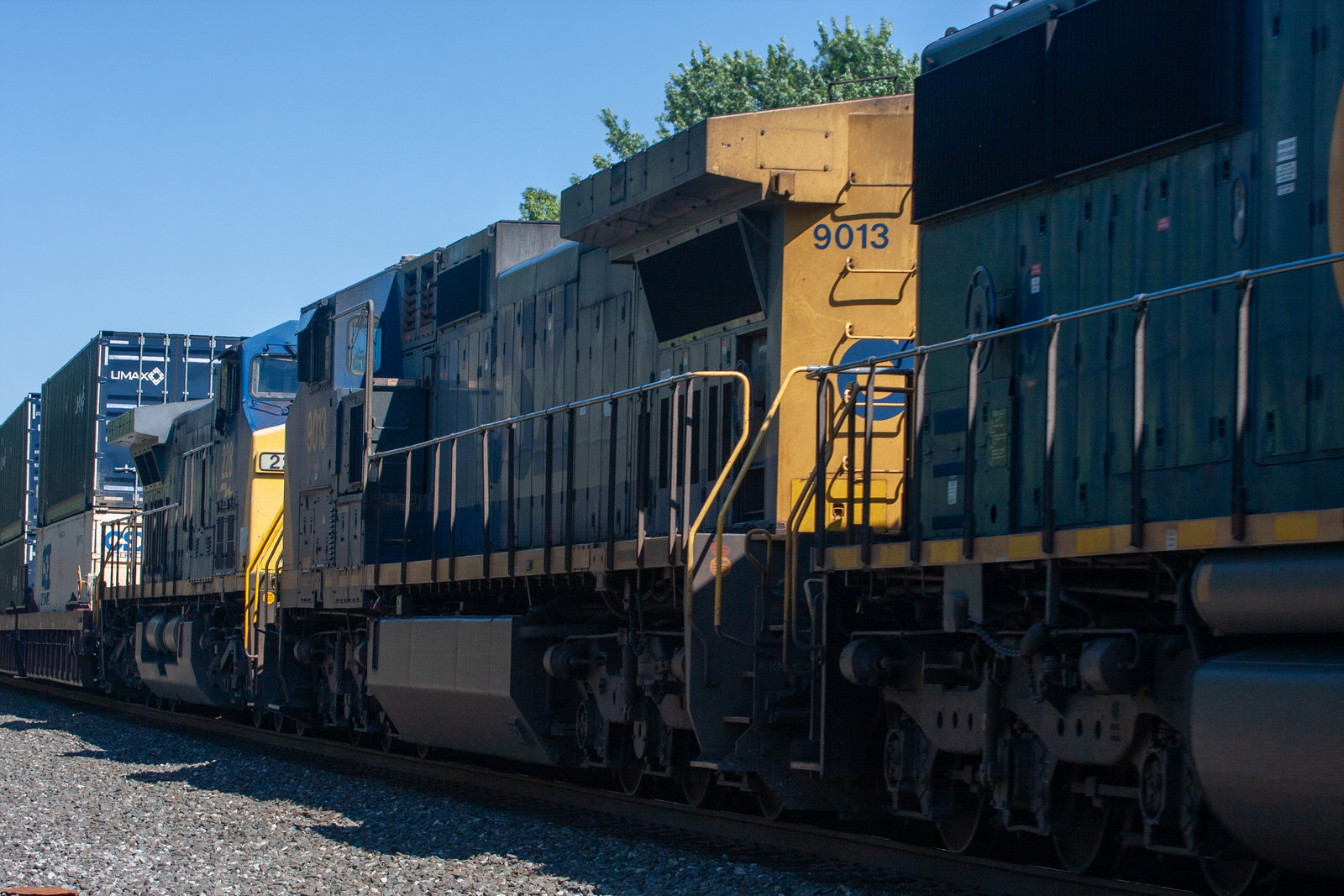 CSXT 9013
