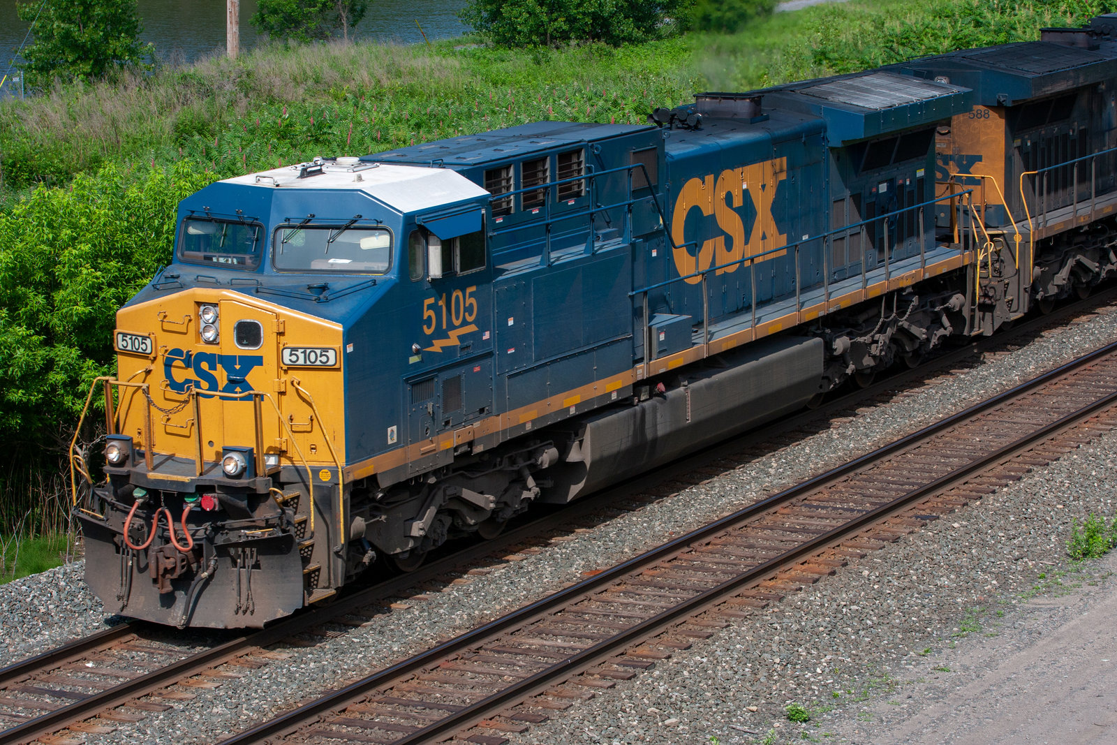 CSXT 5105