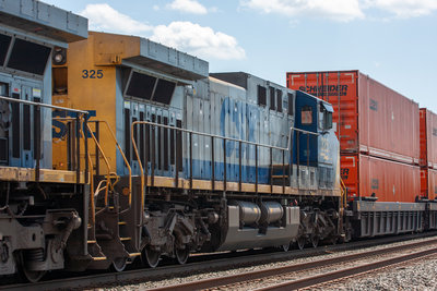 CSXT 325