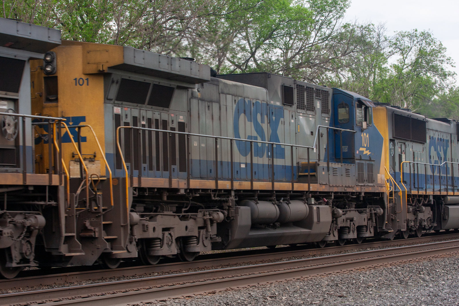 CSXT 101