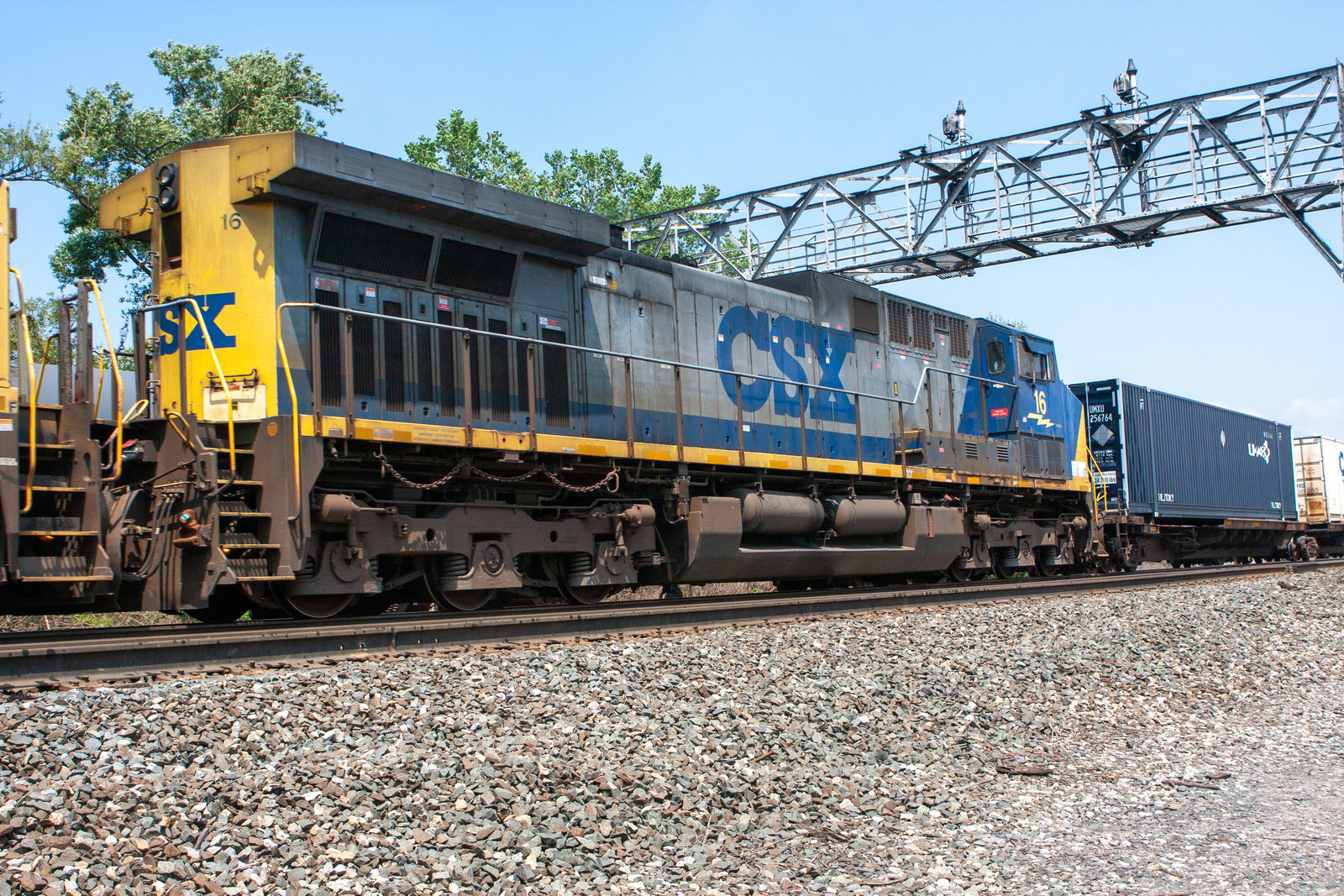 CSXT 16