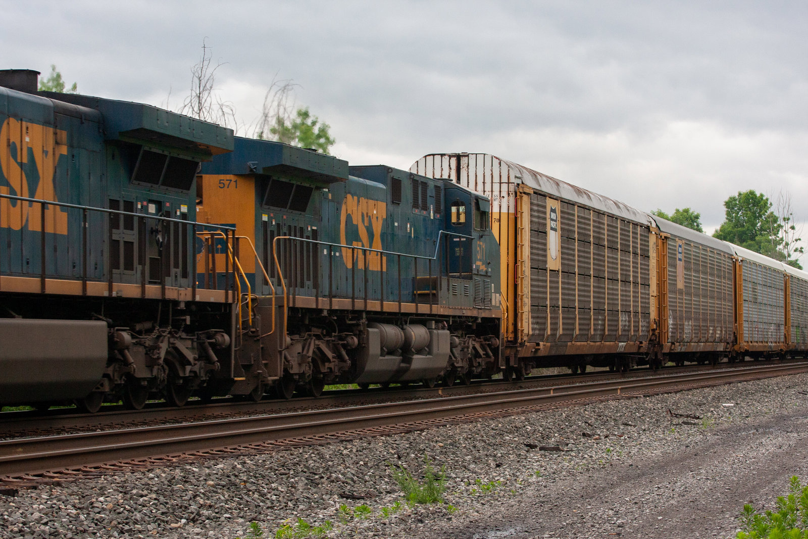 CSXT 571