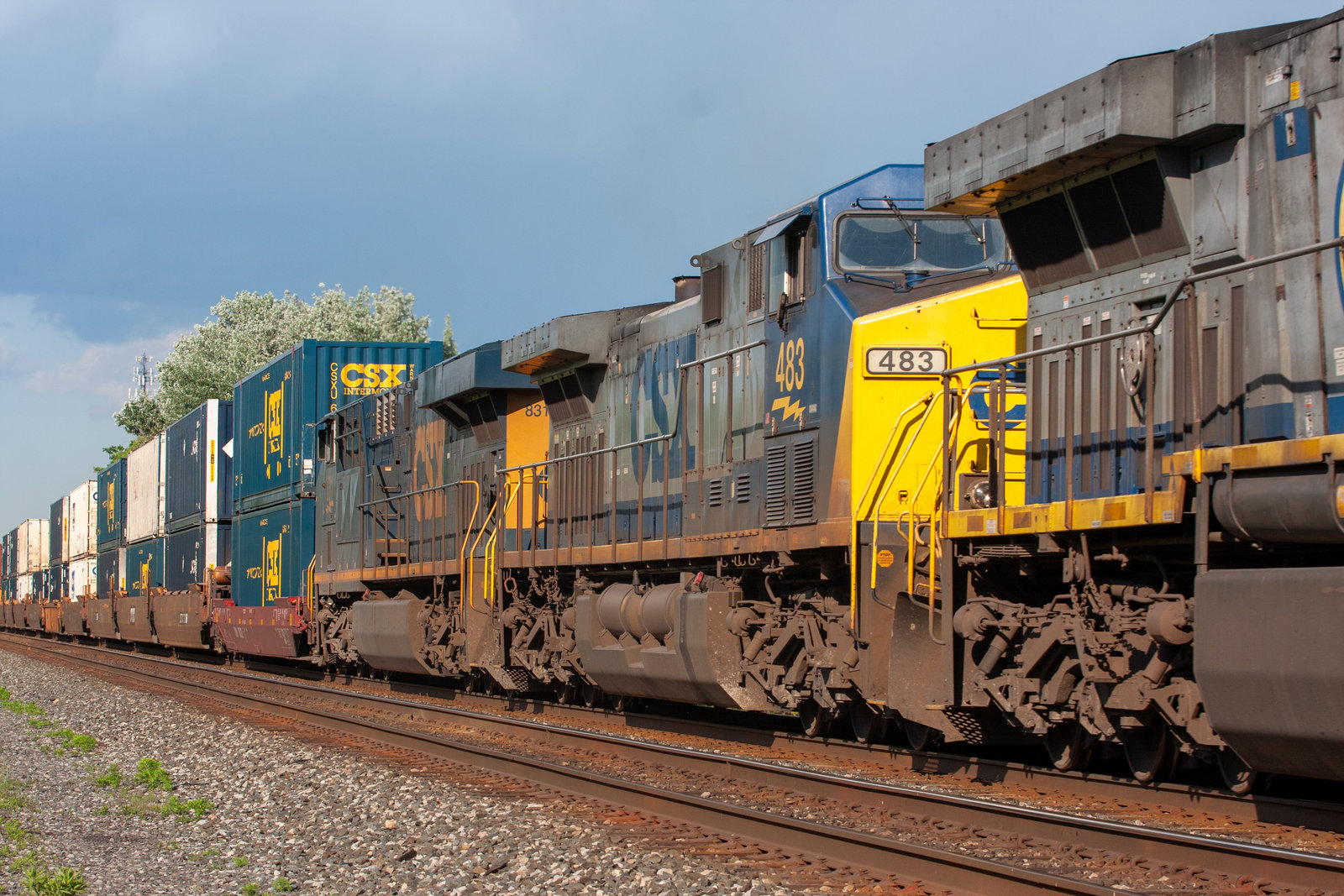 CSXT 483
