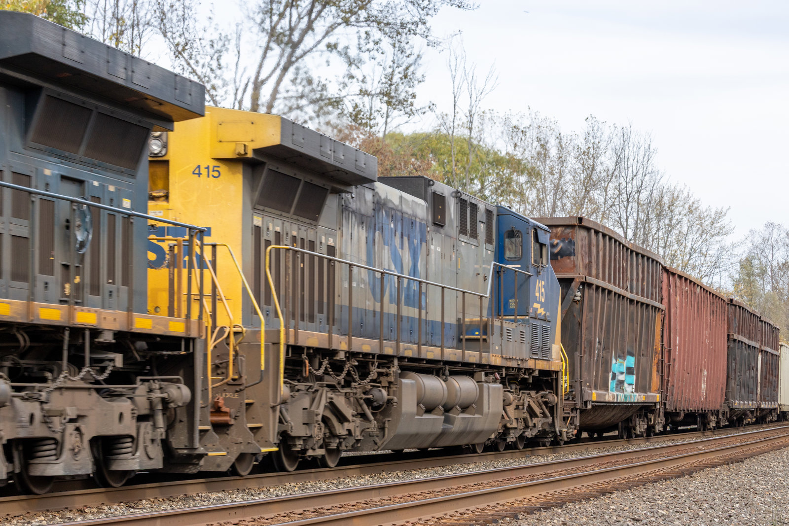 CSXT 415
