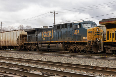 CSXT 303