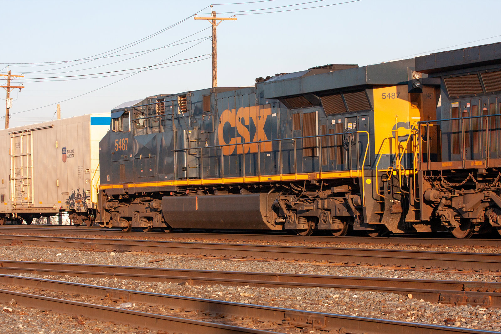 CSXT 5487
