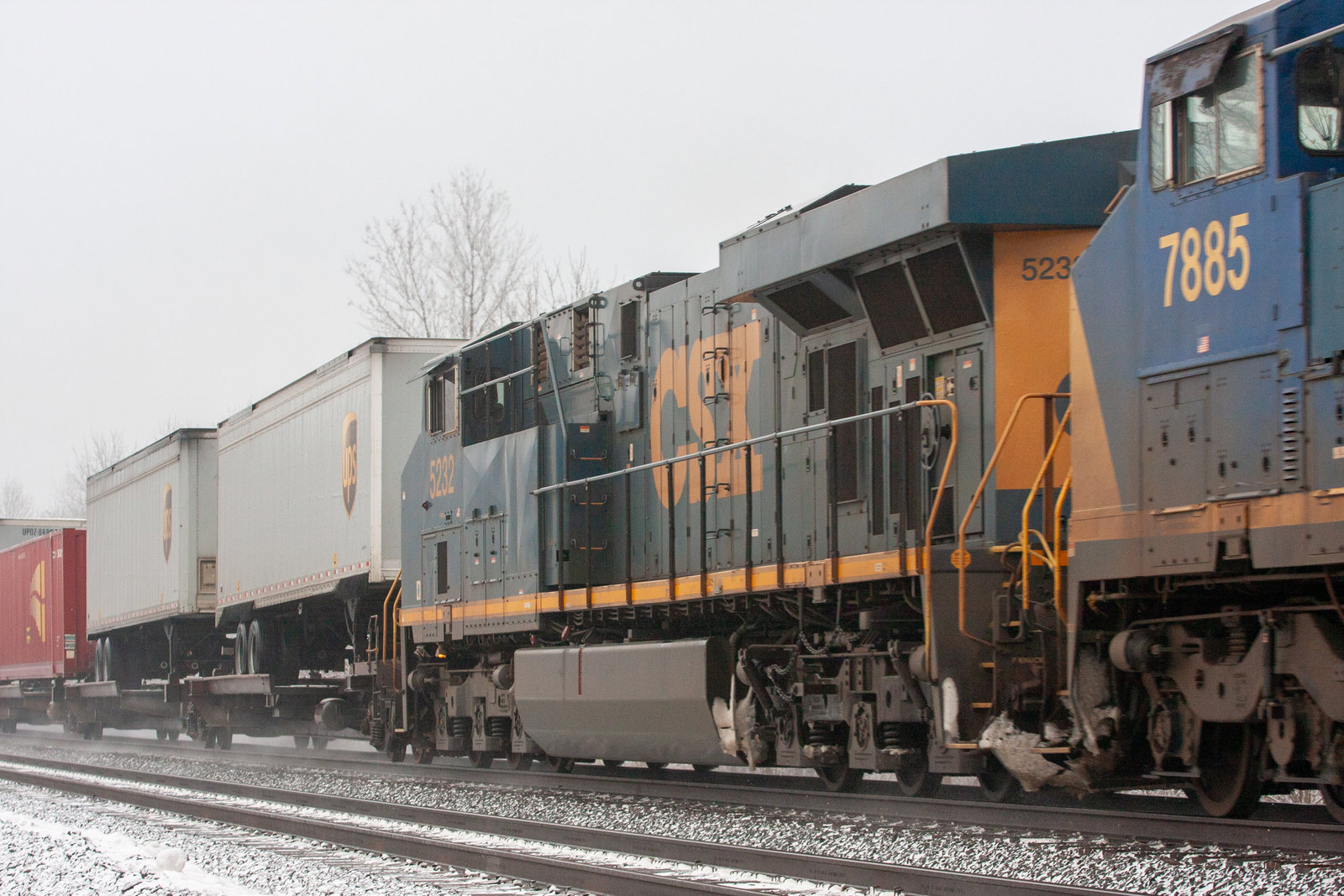 CSXT 5232