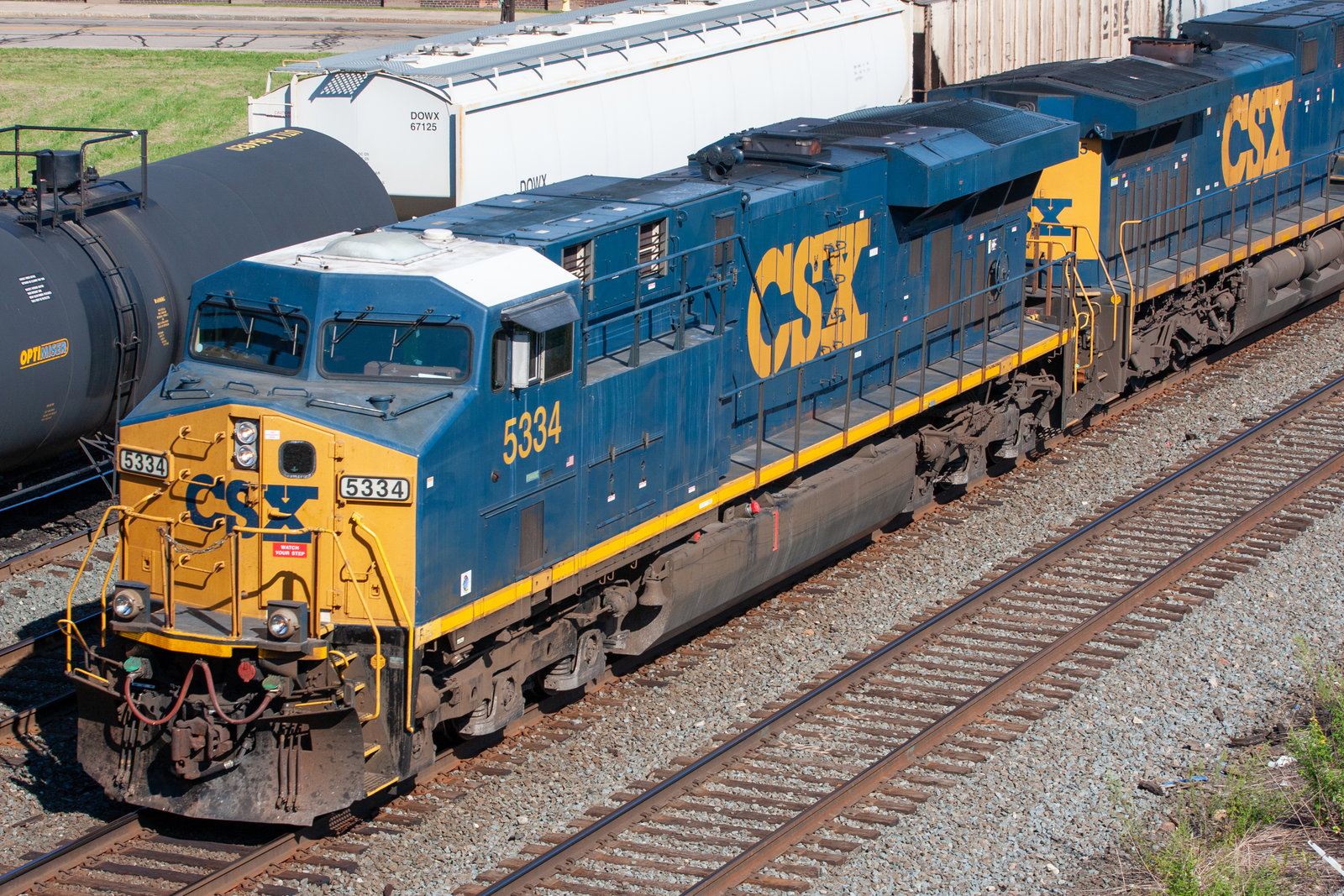 CSXT 5334