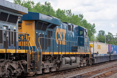 CSXT 5487