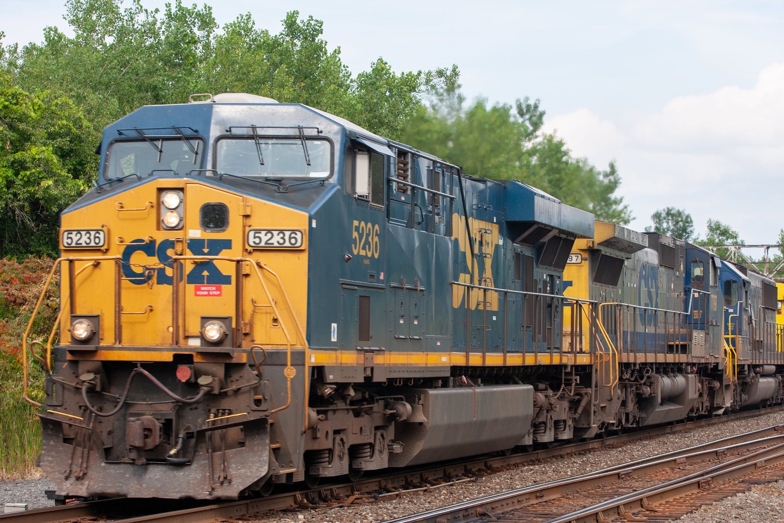 CSXT 5236
