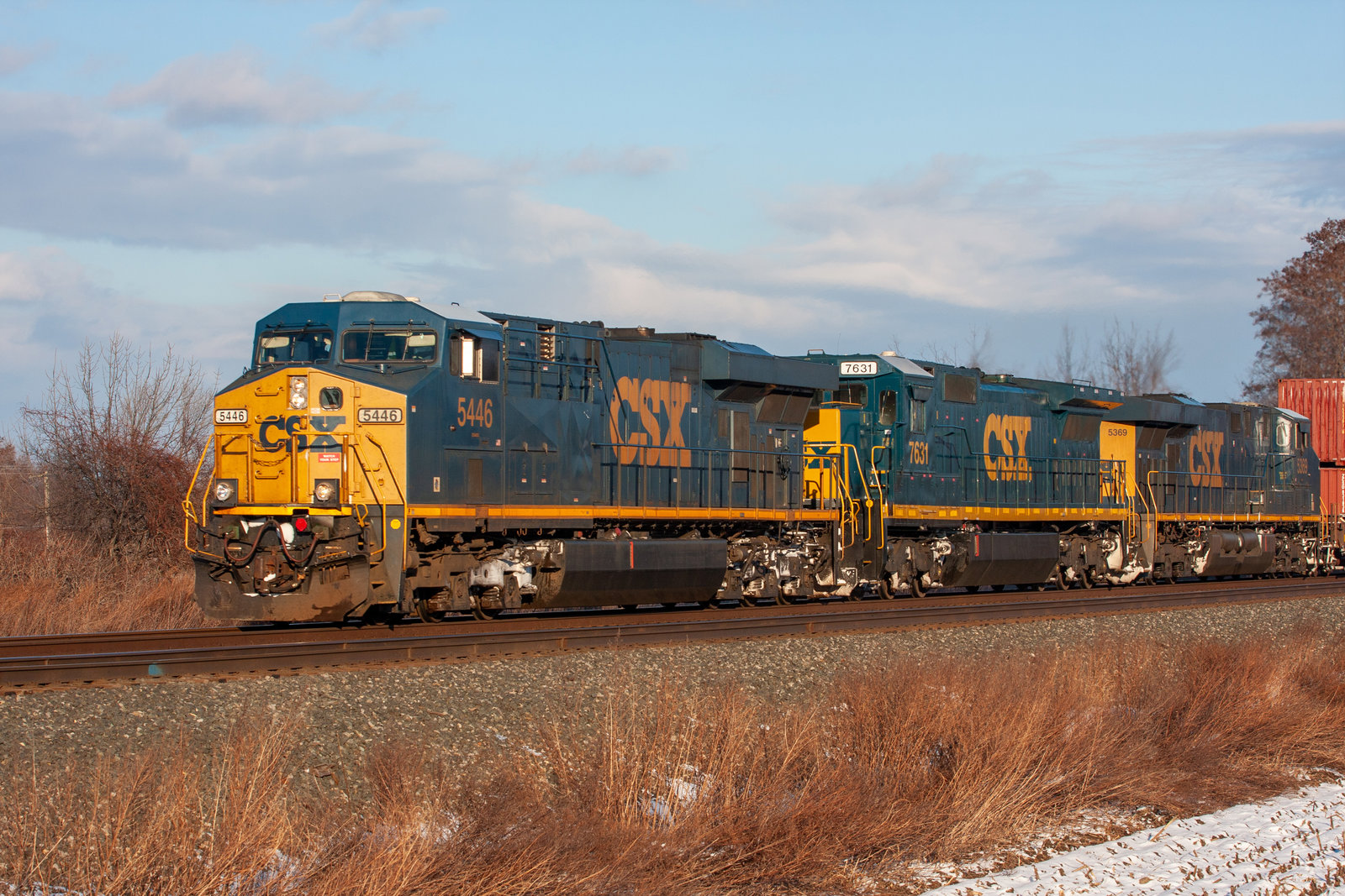 CSXT 5446