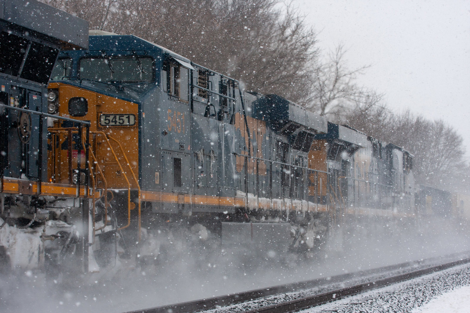 CSXT 5451