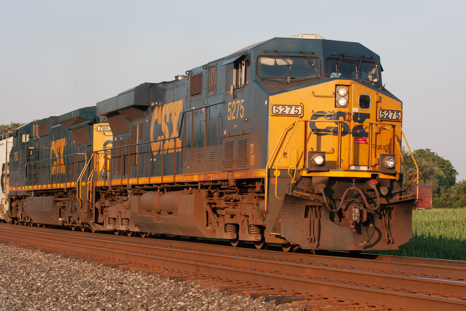 CSXT 5275