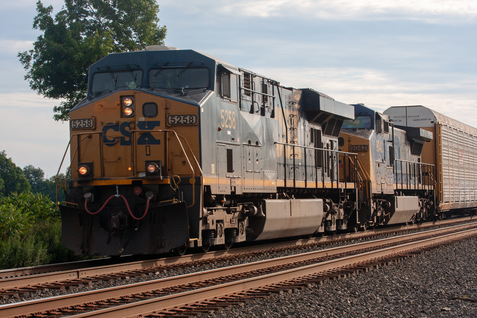 CSXT 5258