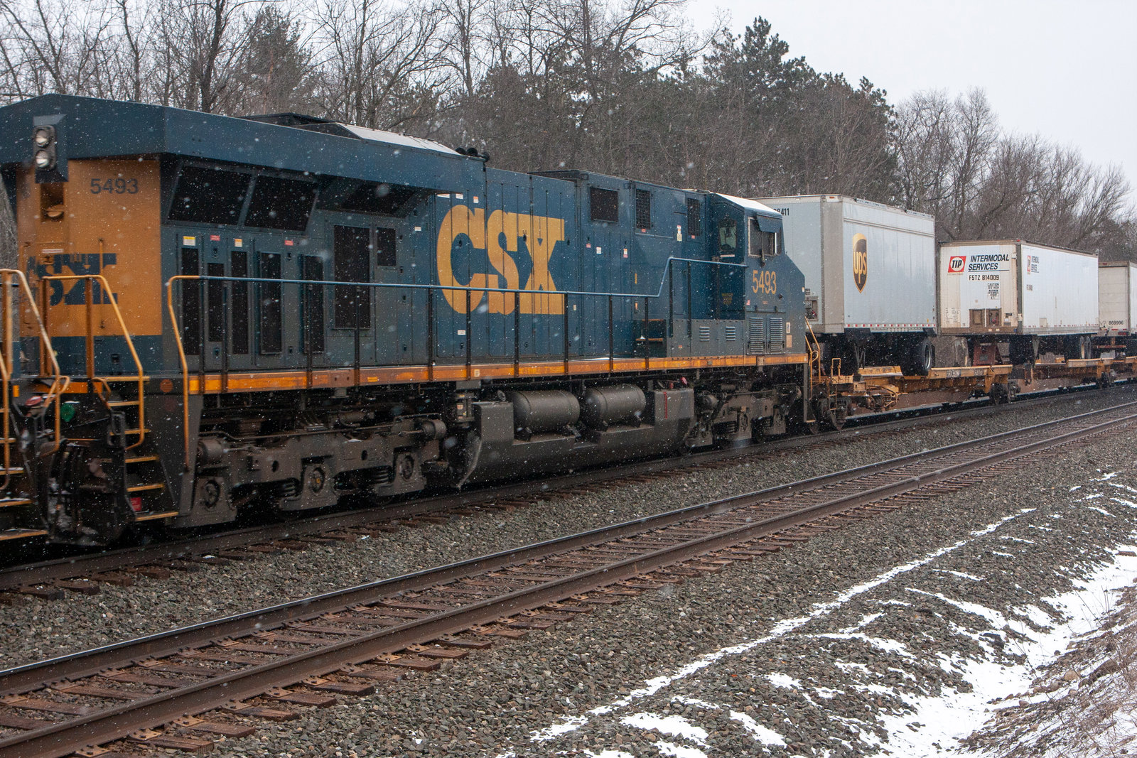CSXT 5493