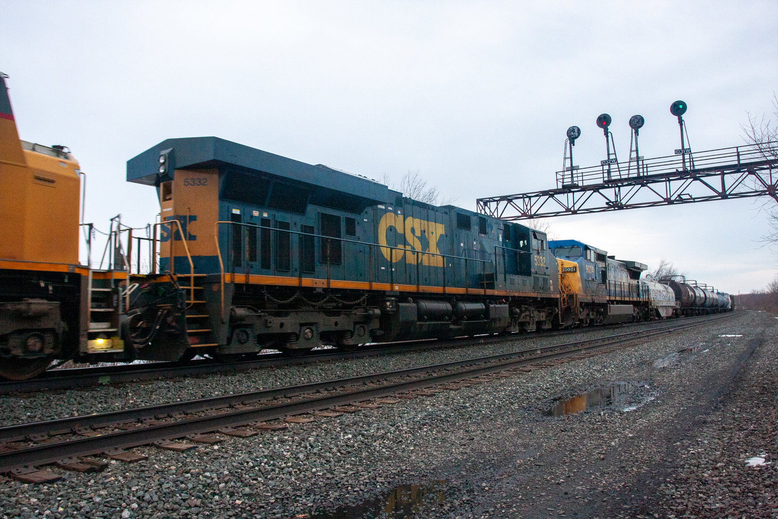 CSXT 5332